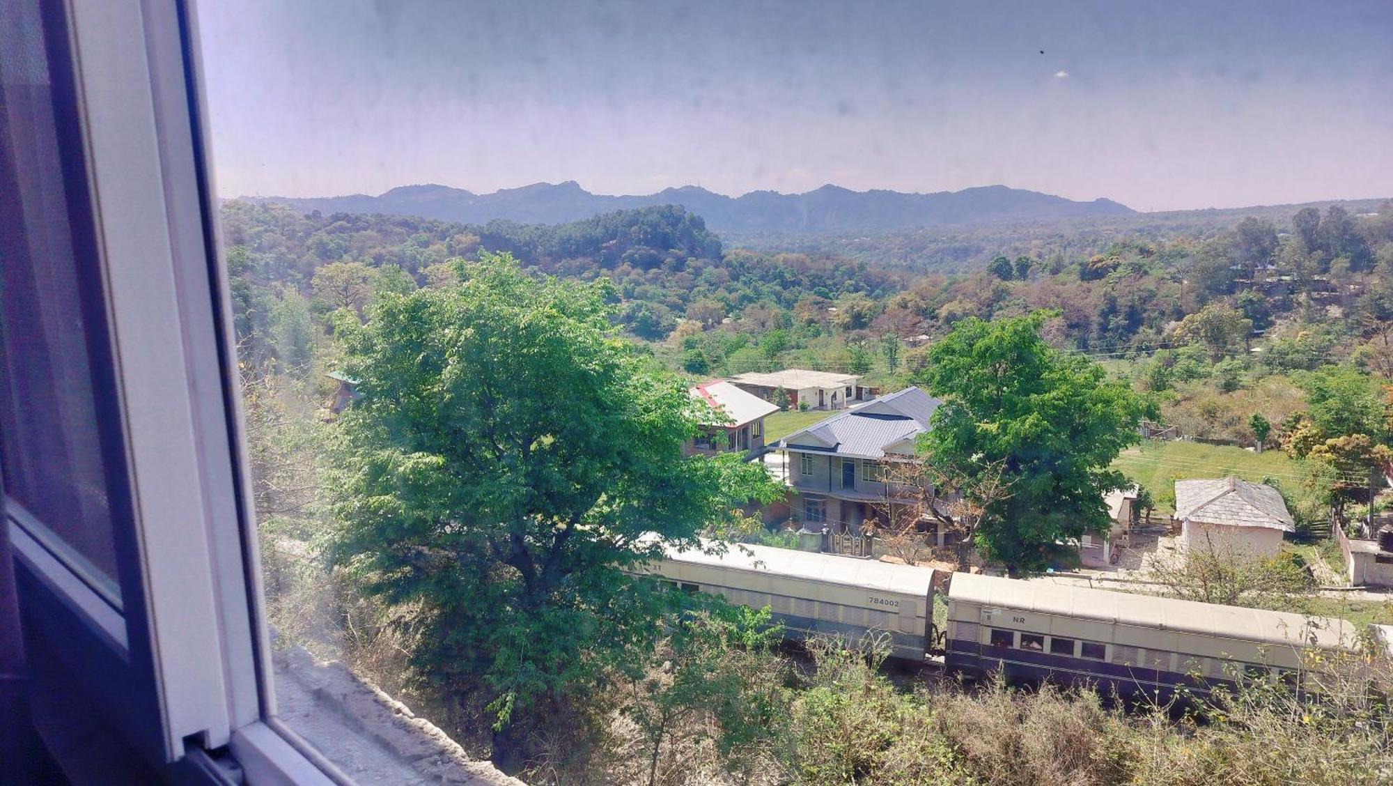 Hotel Binwa View Baijnāth المظهر الخارجي الصورة