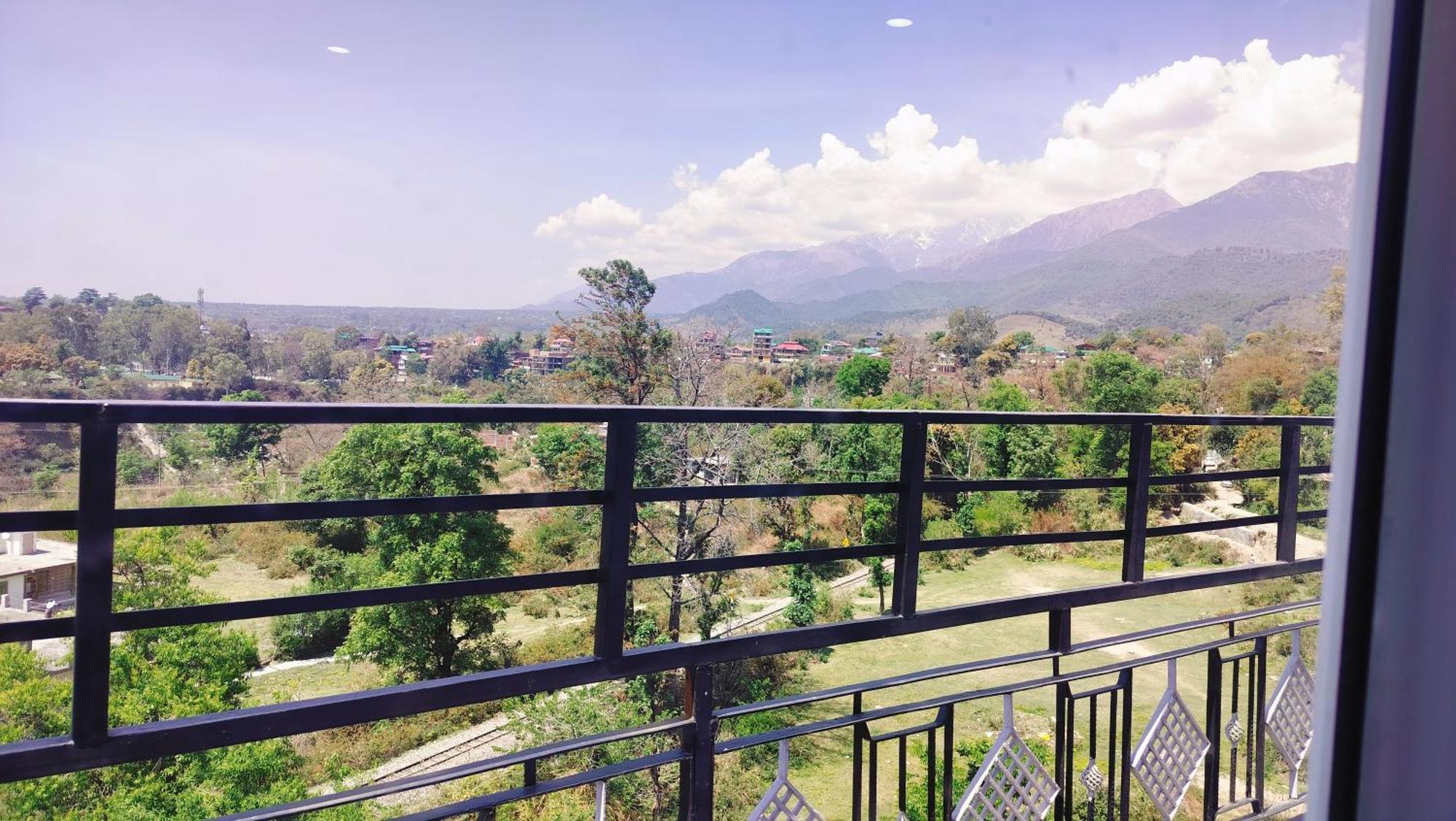 Hotel Binwa View Baijnāth المظهر الخارجي الصورة